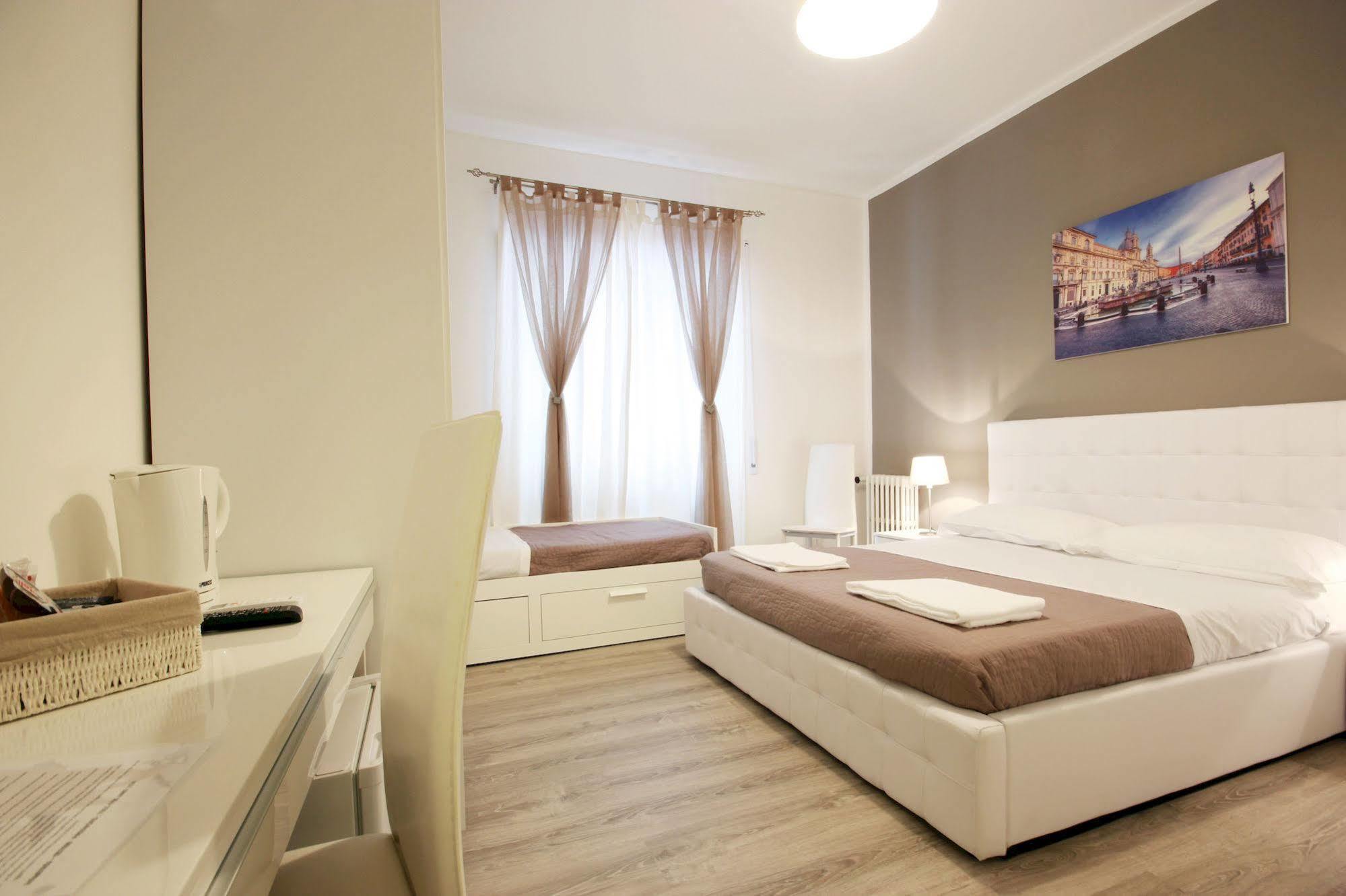 Le Piazze Di Roma Bed & Breakfast Ngoại thất bức ảnh