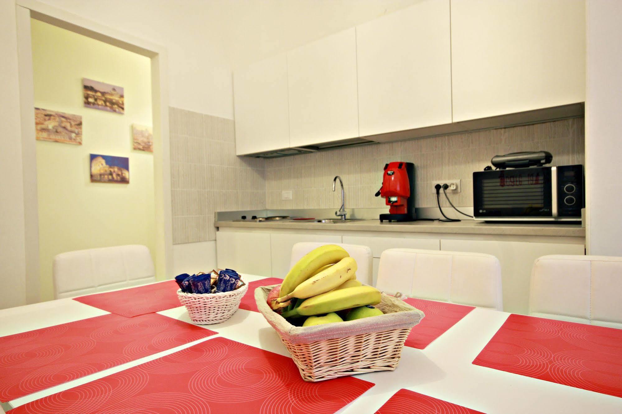 Le Piazze Di Roma Bed & Breakfast Ngoại thất bức ảnh
